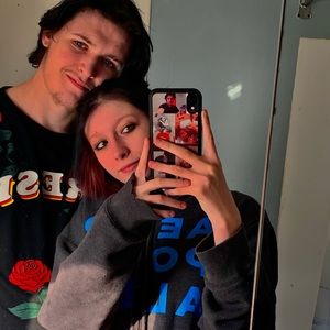 Meet your Posher, Chloe